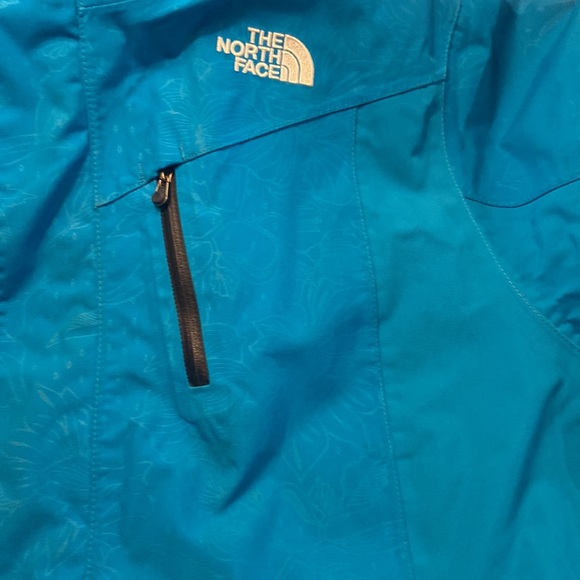 Women’s North Face ski/snowboard jacket. Bright blue /Navy blue. Size L - Picture 9 of 9